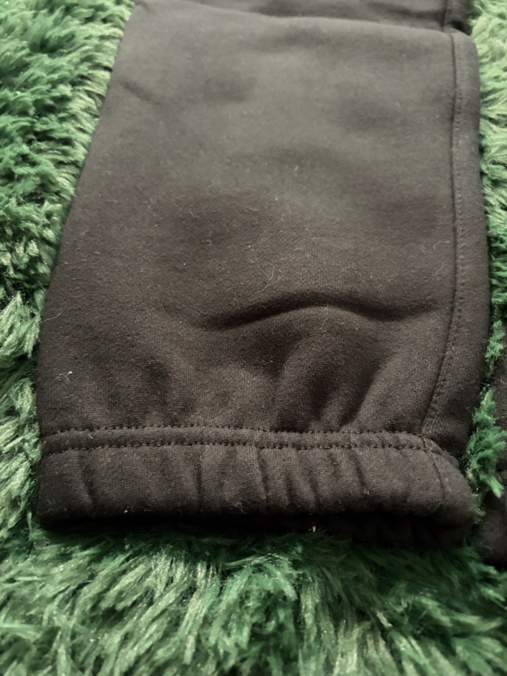 Fear Of God Essentials Stretch Limo Cuffed SweatPants - Picture 2 of 10